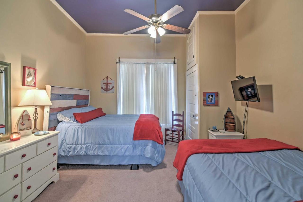 Charming Gulfport Getaway Only 3 Blocks To Beach! Екстериор снимка